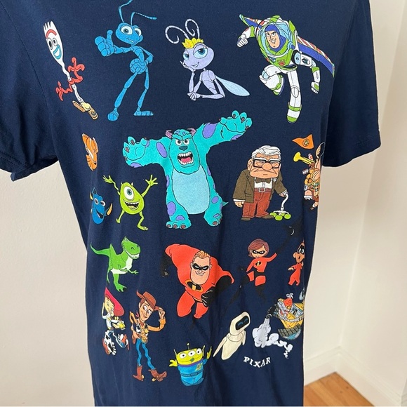 Disney Pixar Cartoon Character Navy Blue Unisex T-Shirt Sz Medium - Picture 2 of 9